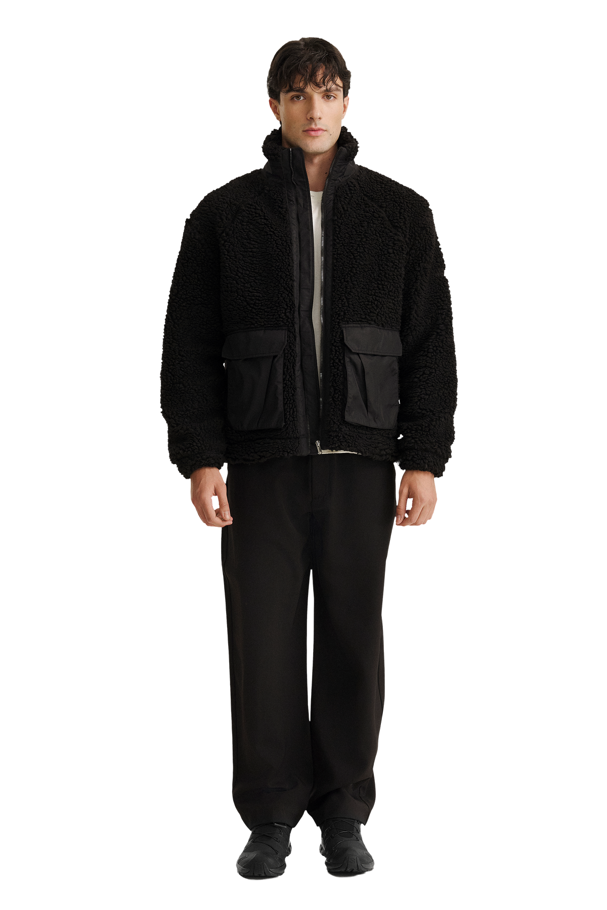 JULIER_Black_Model_FullBody