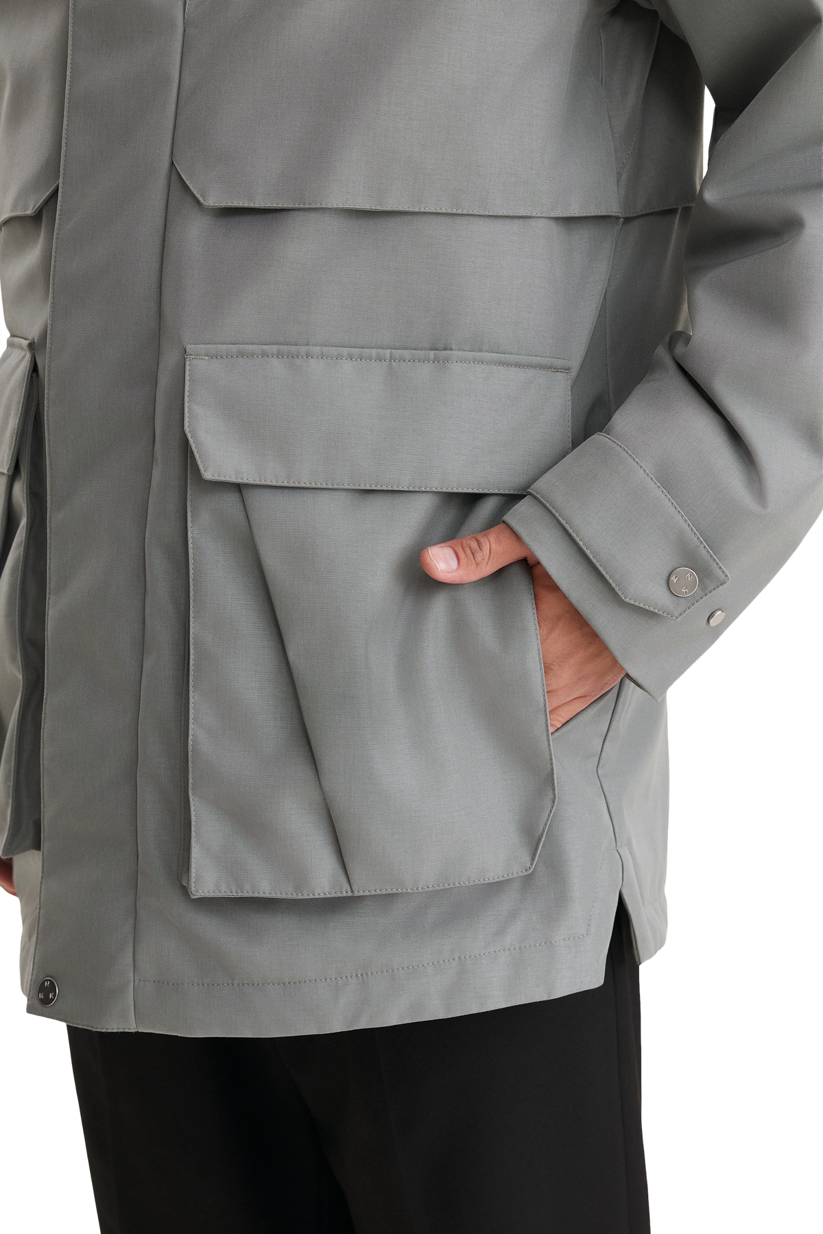 VELAN_Grey_Model_Pocket