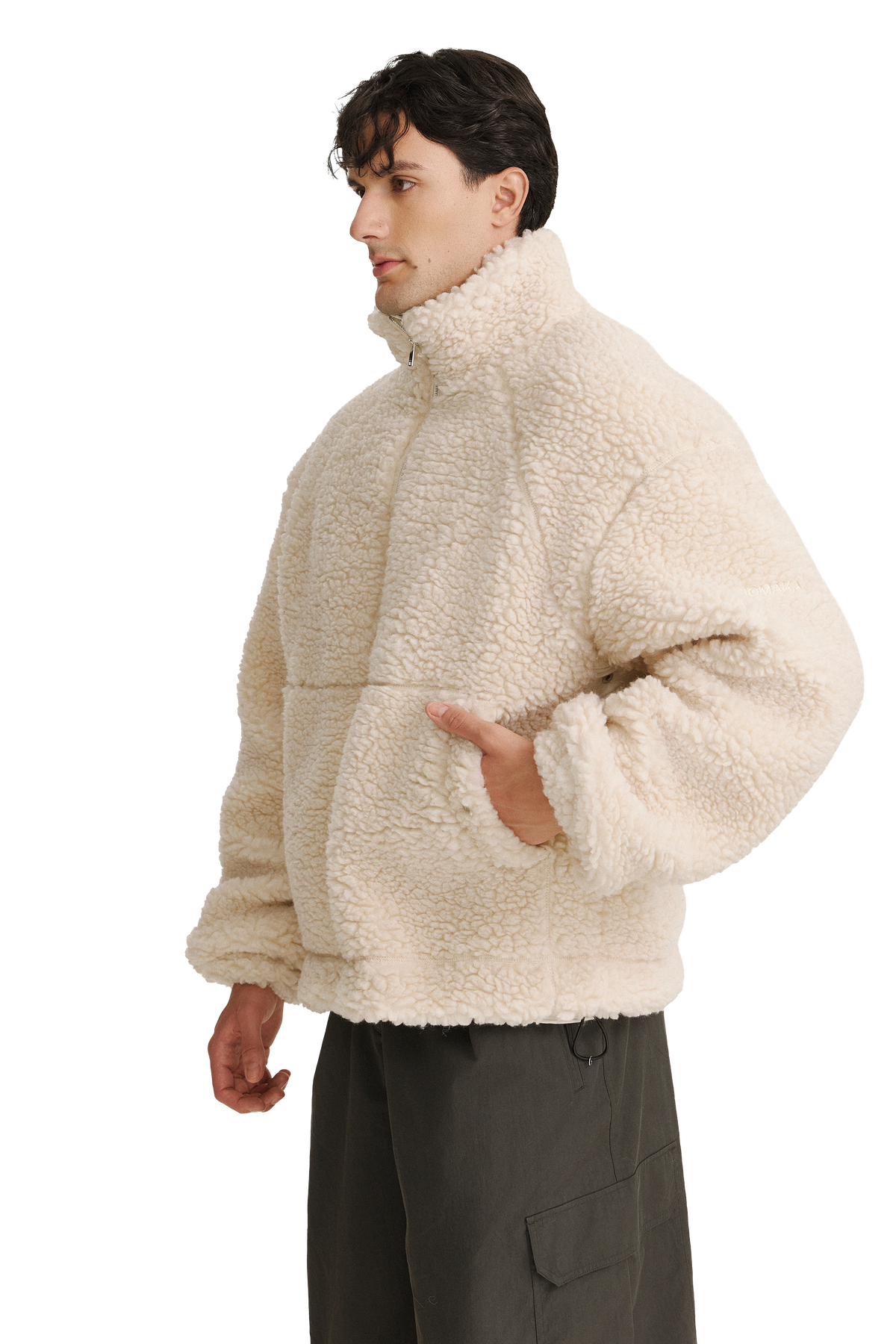 CLARIDEN_White_Model_Side