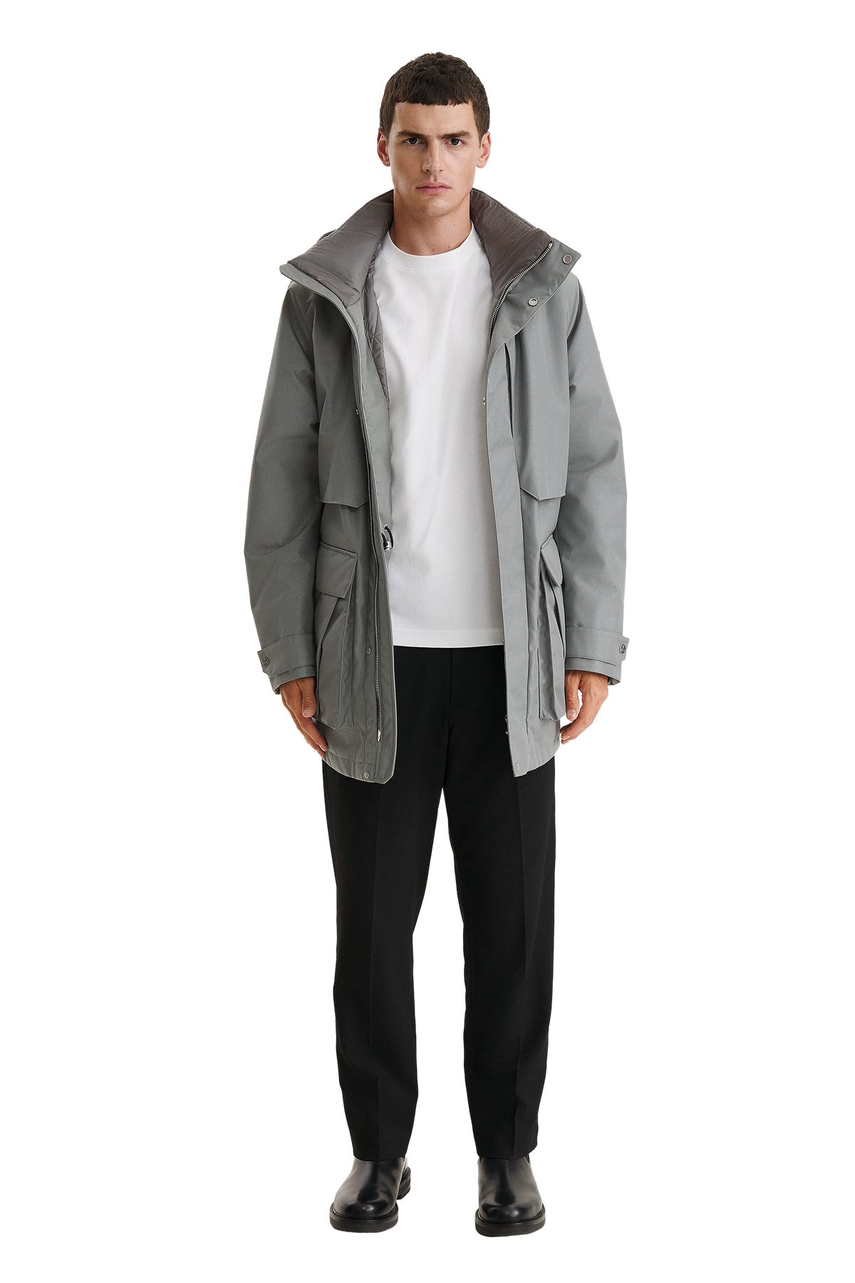 VELAN_Grey_Model_Fullbody2